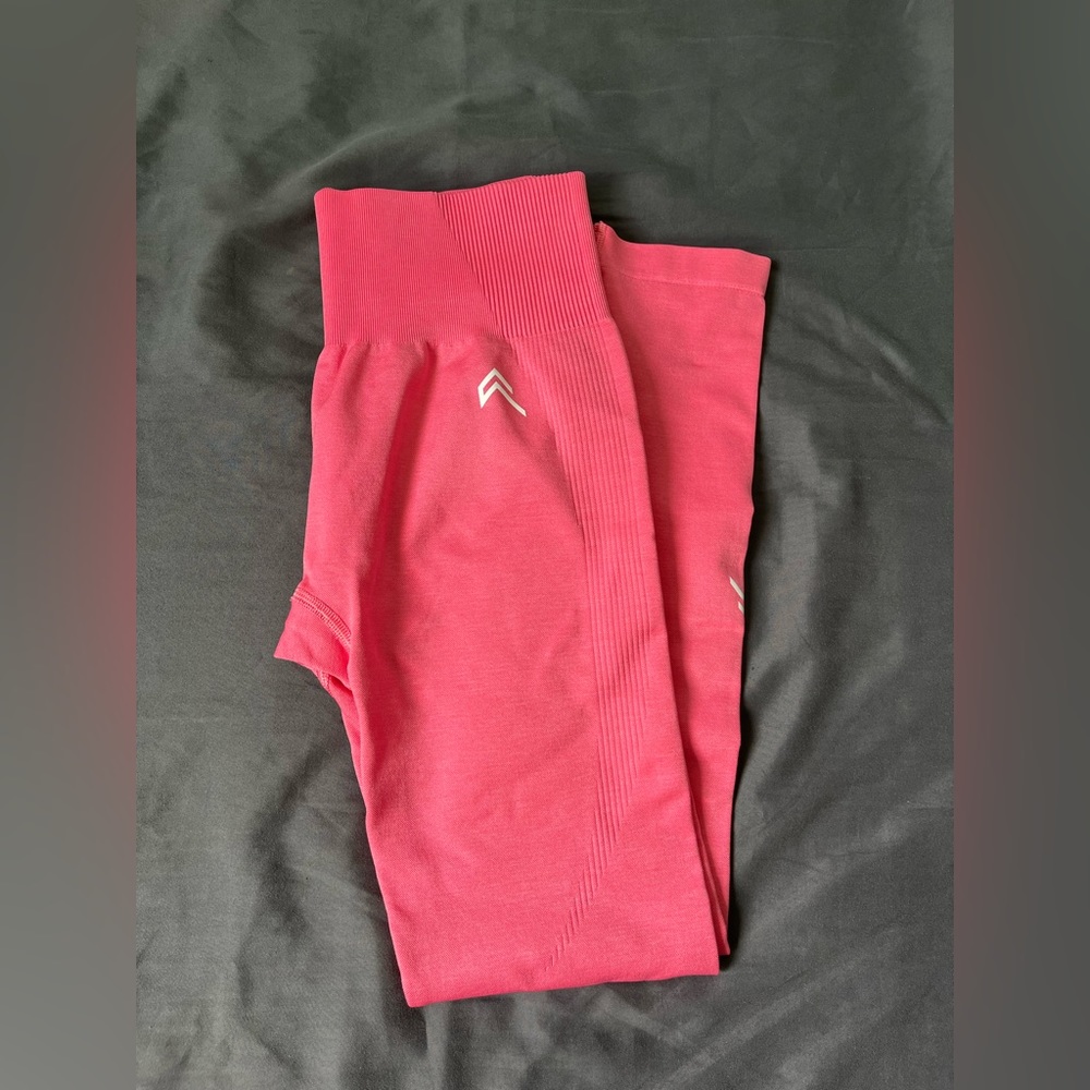 Oner Active Classic Seamless Leggings in guava